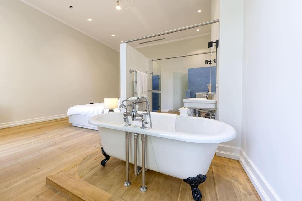 Luxurious 3 Bedrooms Center Appartement Antwerpen