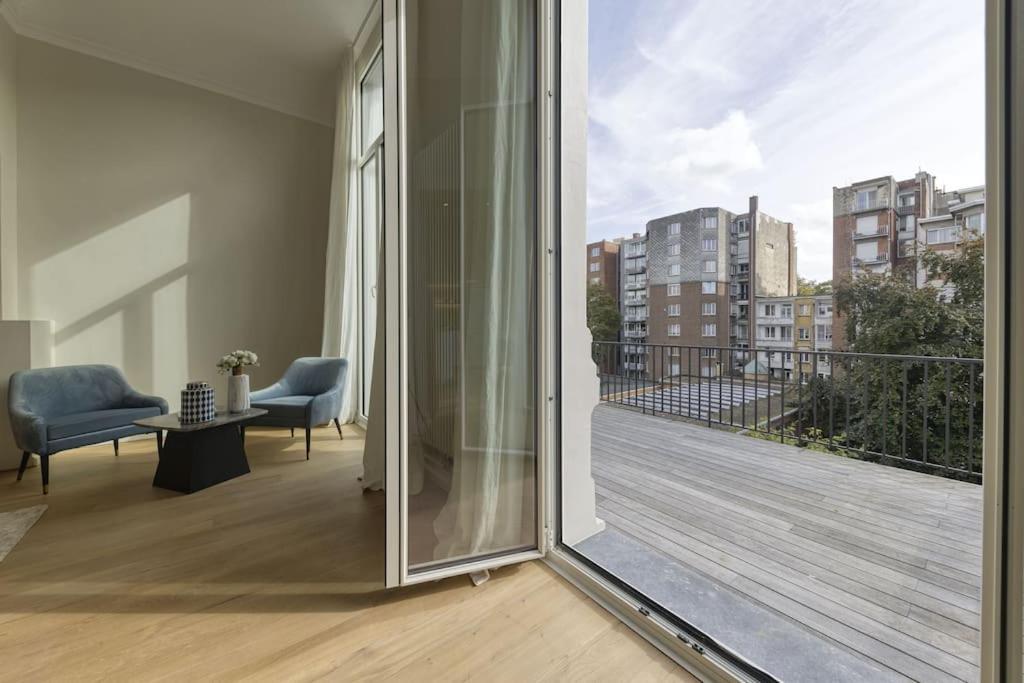 Luxurious 3 Bedrooms Center * Antwerpen